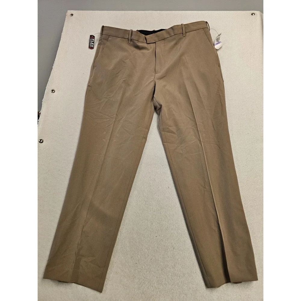 Van Heusen Flex Straight Fit‎ Khaki Dress Pants Mens 38x30 Non-Iron Stretch Tan